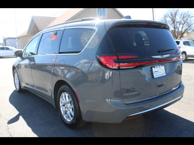 2022 Chrysler Pacifica Wagon 4D Touring L 3.6L V6