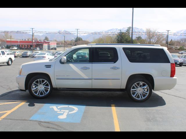 2014 Cadillac Escalade ESV Utility 4D Platinum AWD 6.2L V