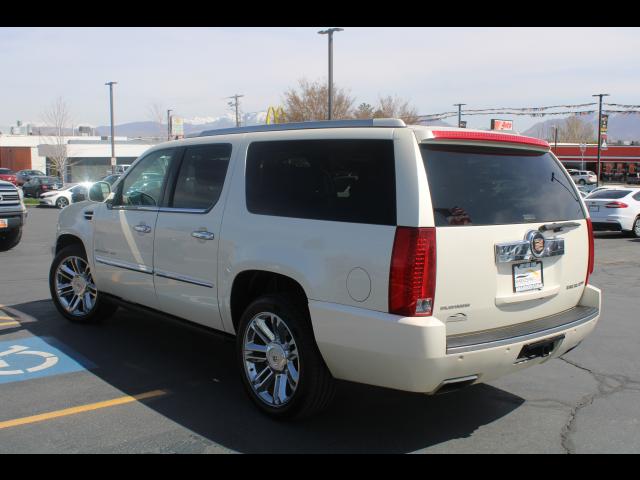 2014 Cadillac Escalade ESV Utility 4D Platinum AWD 6.2L V