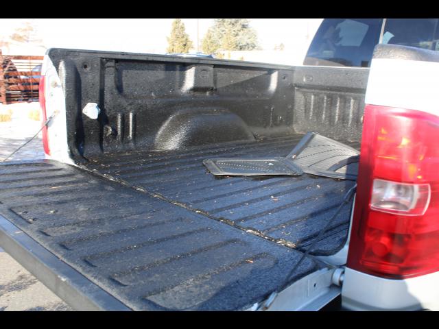 2011 Chevrolet Silverado 2500 HD Crew Cab LT 4WD 6.0L V8