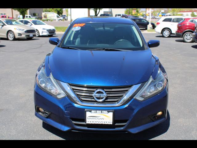 2017 Nissan Altima Sedan 4D SR 2.5L I4