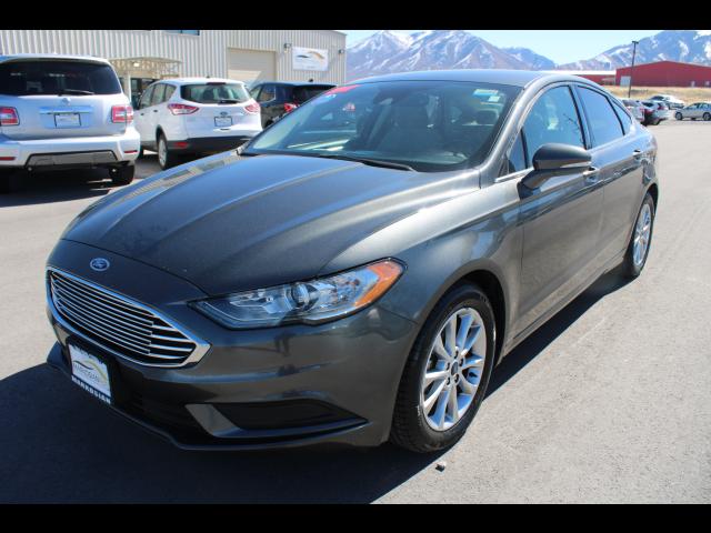 2017 Ford Fusion Sedan 4D SE 2.5L I4
