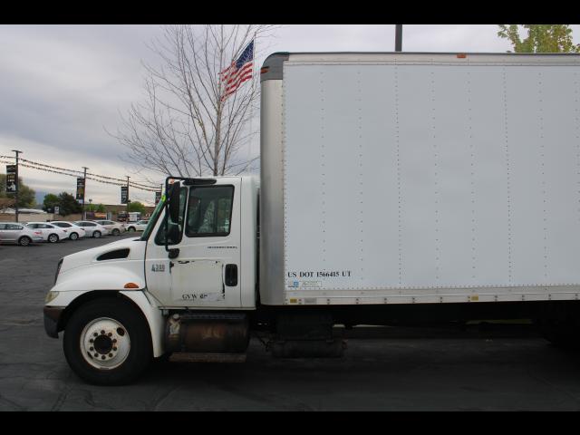 2006 International 4300 4300 Regular Cab
