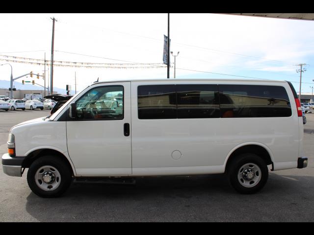 2015 Chevrolet Express 2500 Passenger LT Van 3D