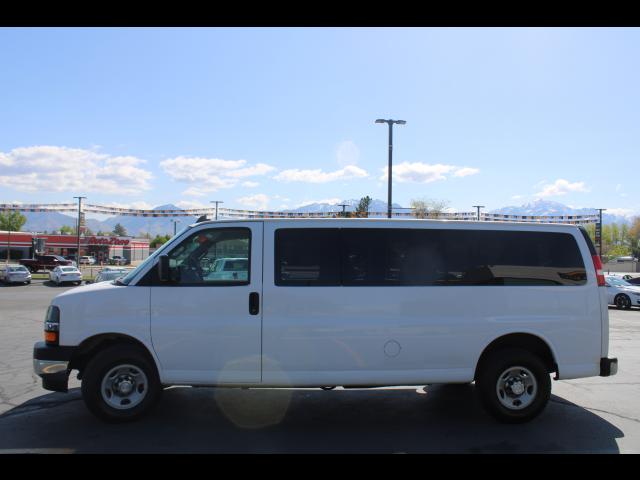 2017 Chevrolet Express Extended Passenger Van 3500 LT