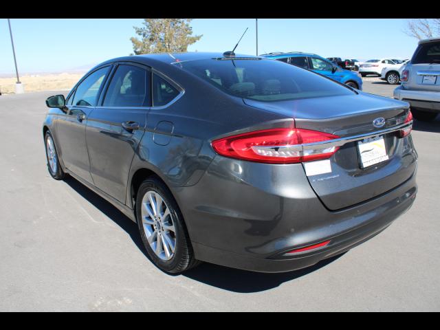 2017 Ford Fusion Sedan 4D SE 2.5L I4