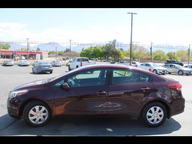 2017 Kia Forte Sedan 4D LX 2.0L I4