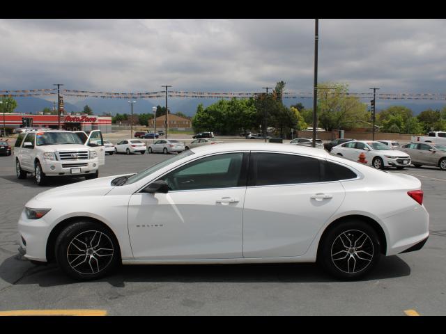 2017 Chevrolet Malibu LS Sedan 4D