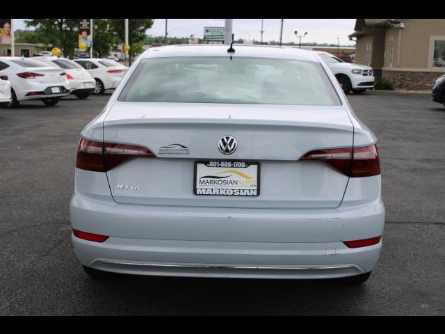 2019 Volkswagen Jetta Sedan 4D S 1.4L I4 Turbo Auto