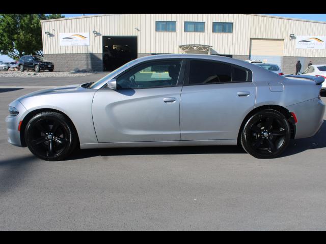 2018 Dodge Charger SXT Sedan 4D