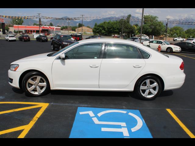 2013 Volkswagen Passat Sedan
