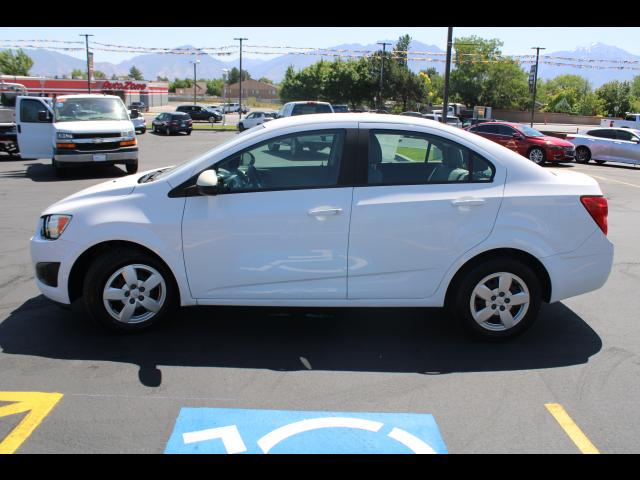 2015 Chevrolet Sonic LS Sedan 4D