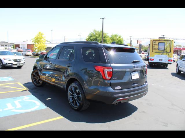 2017 Ford Explorer XLT Sport Utility 4D