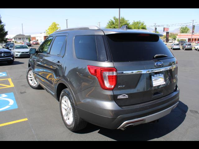 2017 Ford Explorer XLT Sport Utility 4D