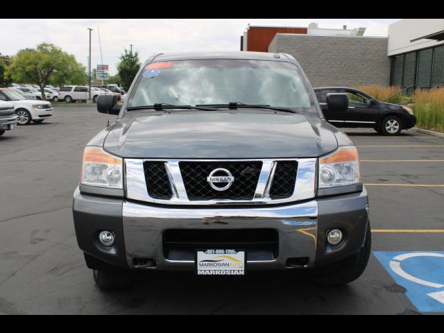 2014 Nissan Titan Crew Cab SV Pickup 4D 5 1/2 ft