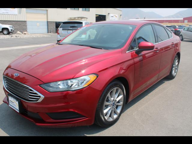 2017 Ford Fusion SE Sedan 4D