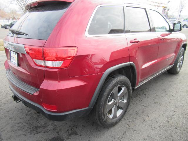 2013 Jeep Grand Cherokee Utility 4D Laredo 4WD 5.7L V8