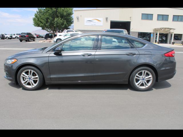 2018 Ford Fusion SE Sedan 4D