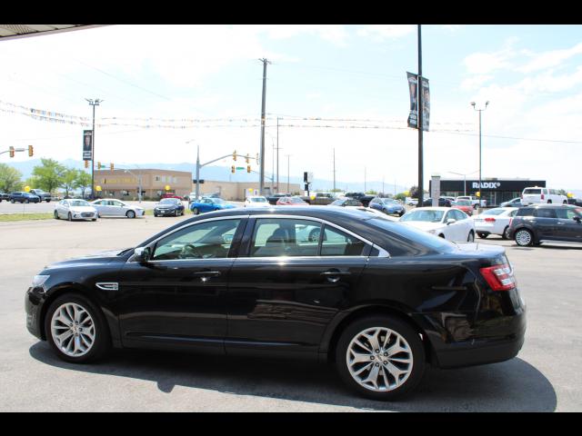 2018 Ford Taurus Limited Sedan 4D
