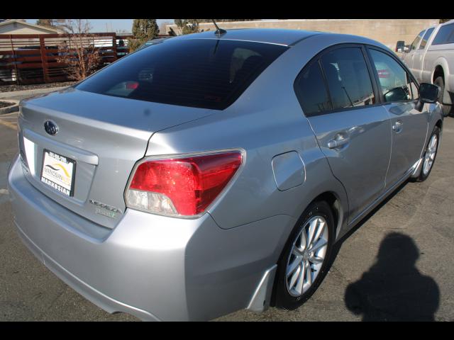 2012 Subaru Impreza 2.0i Premium Sedan 4D