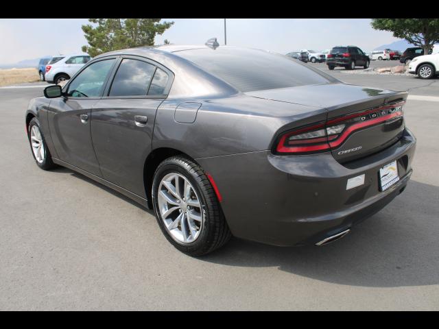 2015 Dodge Charger SXT Sedan 4D