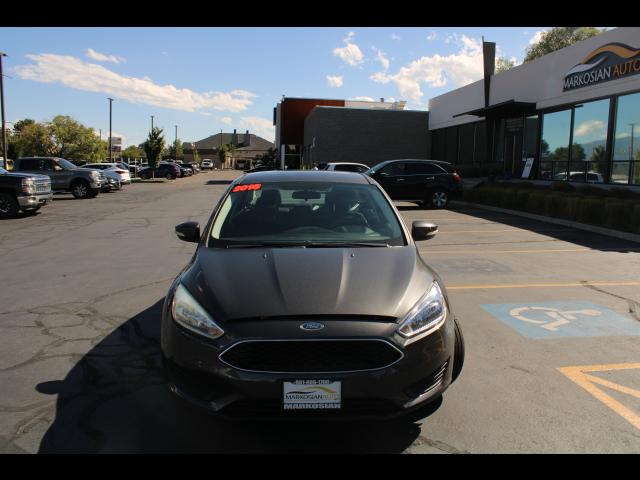 2016 Ford Focus Sedan 4D SE 2.0L I4
