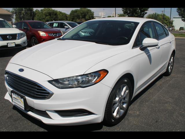 2017 Ford Fusion SE Sedan 4D