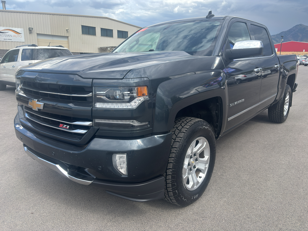 2018 Chevrolet Silverado 1500 Crew Cab Z71 LTZ Pickup 4D 5 3/4 ft