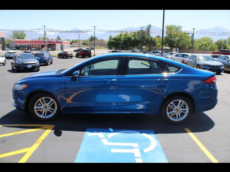 2018 Ford Fusion SE Sedan 4D