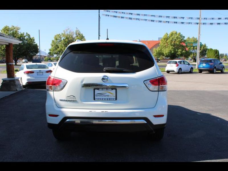 2016 Nissan Pathfinder SUV