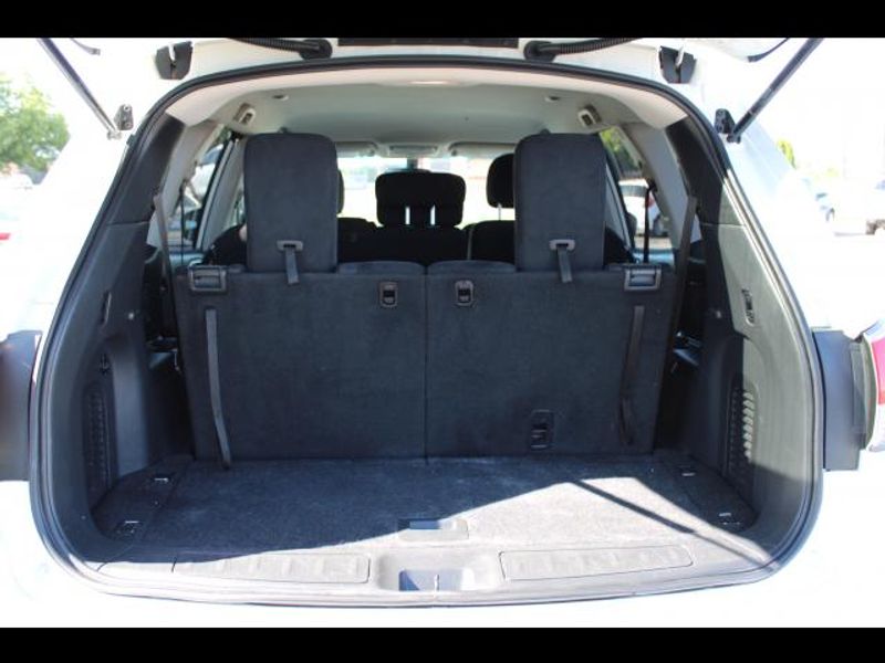 2016 Nissan Pathfinder SUV
