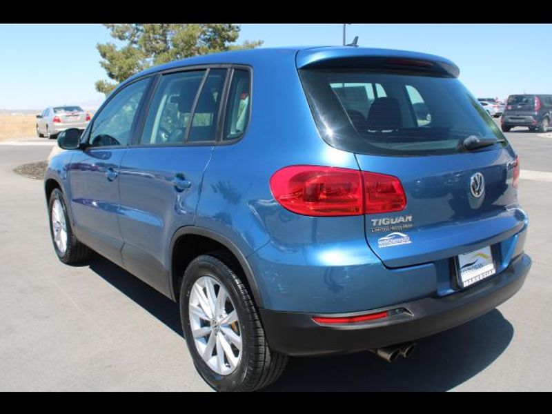 2017 Volkswagen Tiguan Limited 2.0T 4Motion Sport Utility 4D