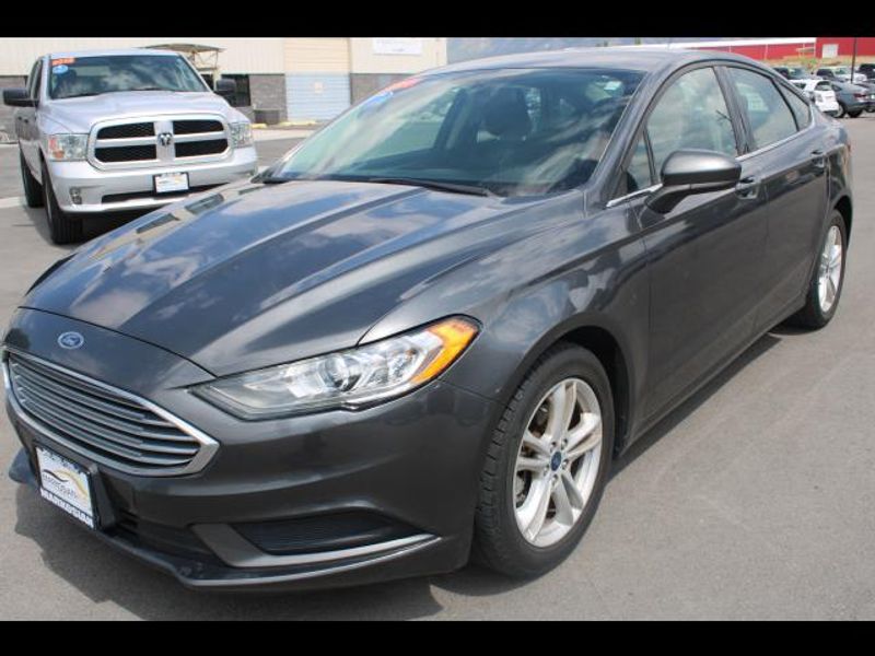 2018 Ford Fusion SE Sedan 4D