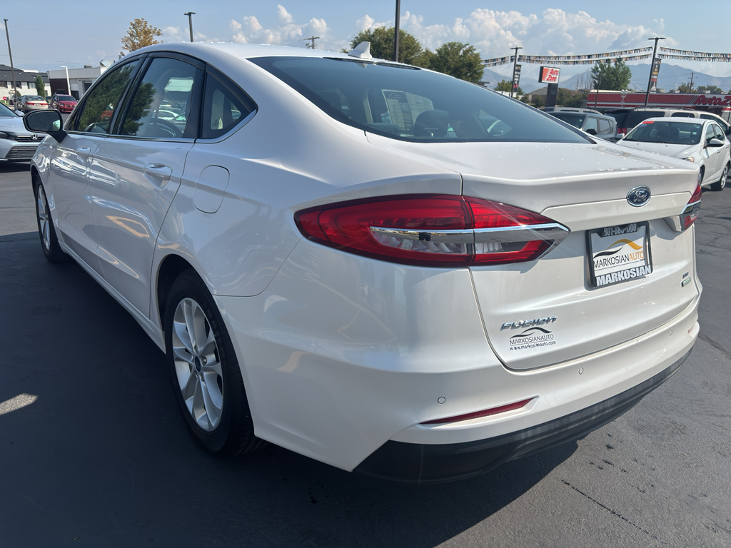 2019 Ford Fusion Sedan 4D SE EcoBoost 1.5L I4 T