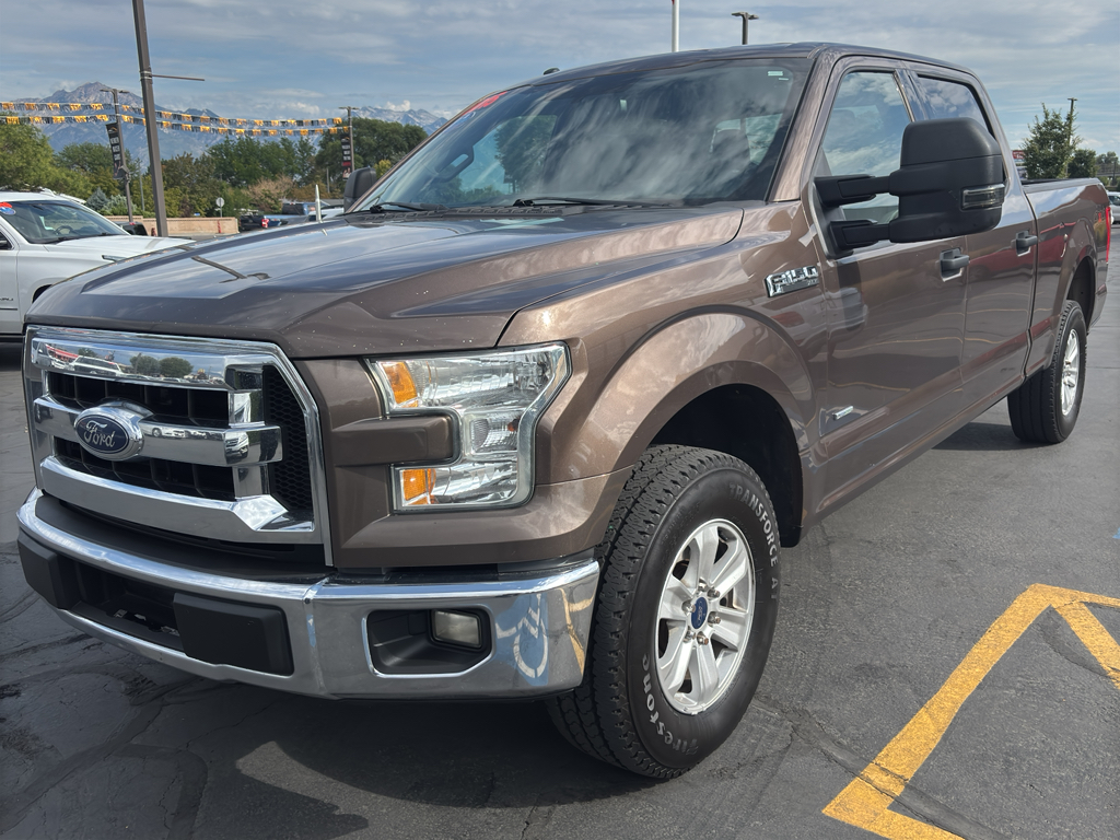 2015 Ford F150 SuperCrew Cab XLT Pickup 4D 6 1/2 ft