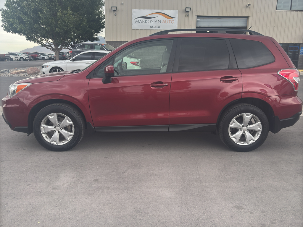 2014 Subaru Forester 2.5i Premium Sport Utility 4D