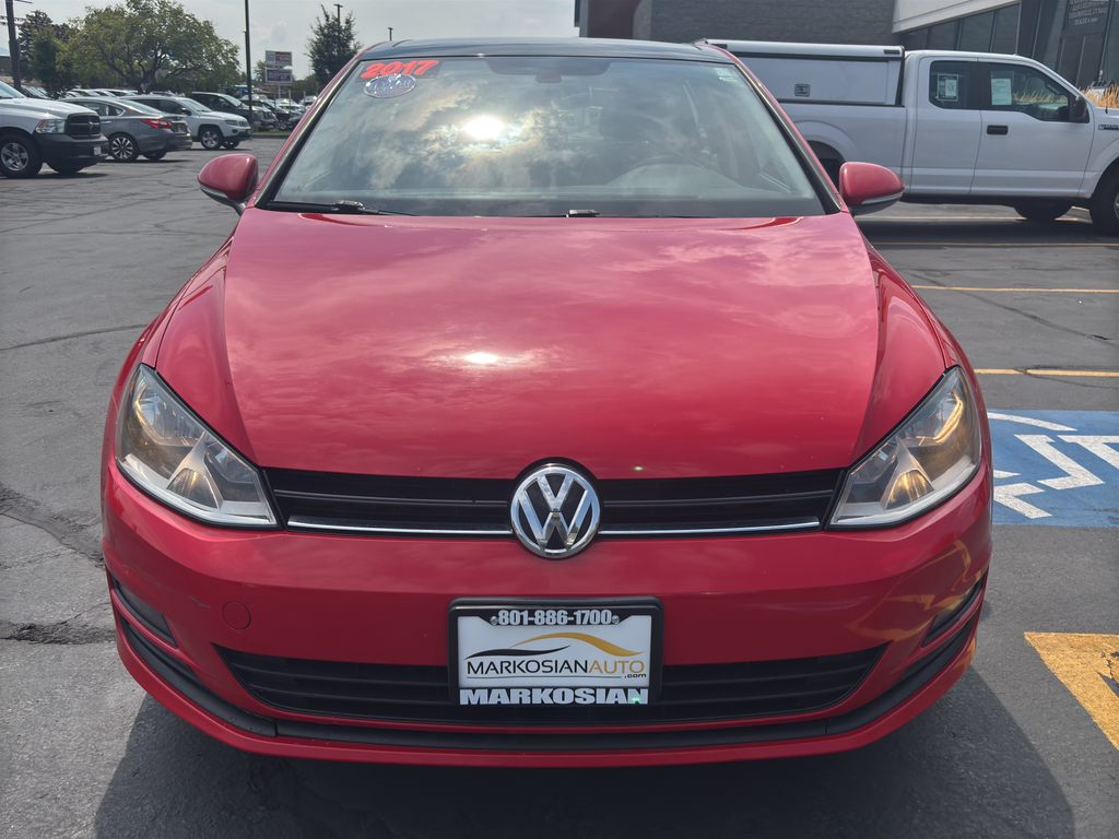 2017 Volkswagen Golf TSI SE Hatchback Sedan 4D