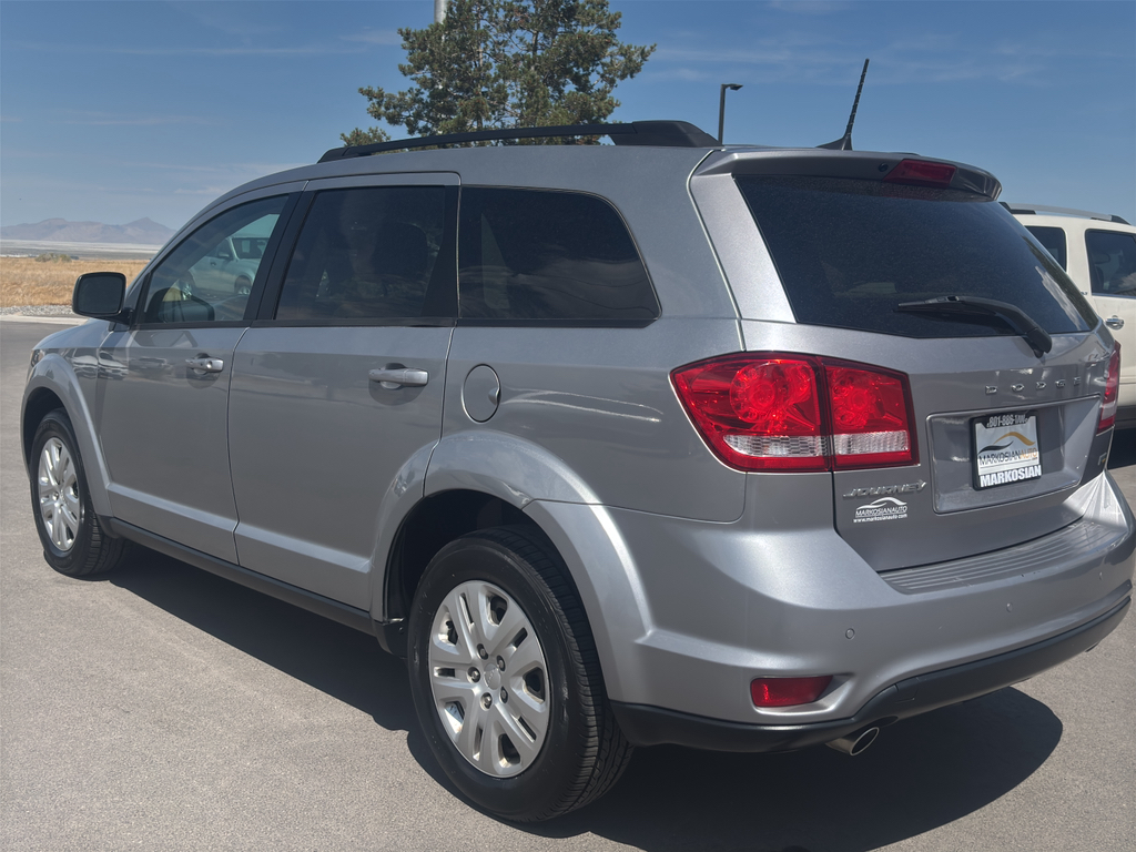 2019 Dodge Journey SE Sport Utility 4D