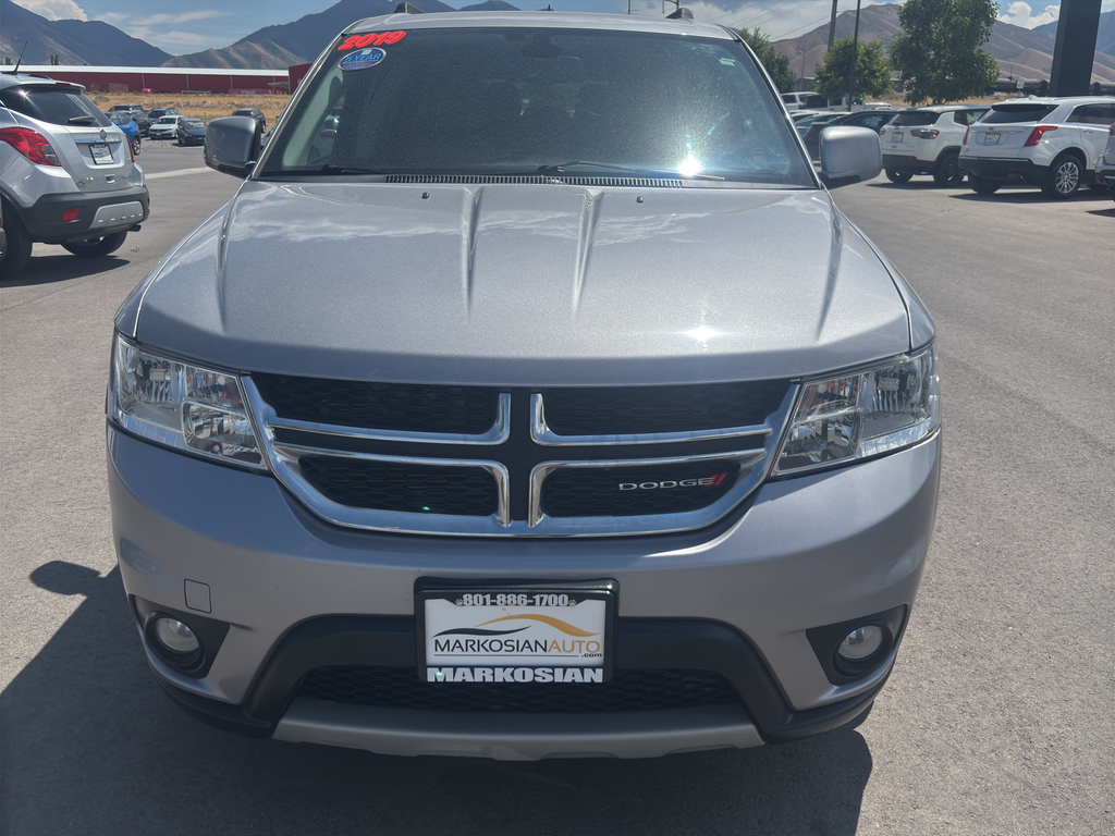 2019 Dodge Journey SE Sport Utility 4D