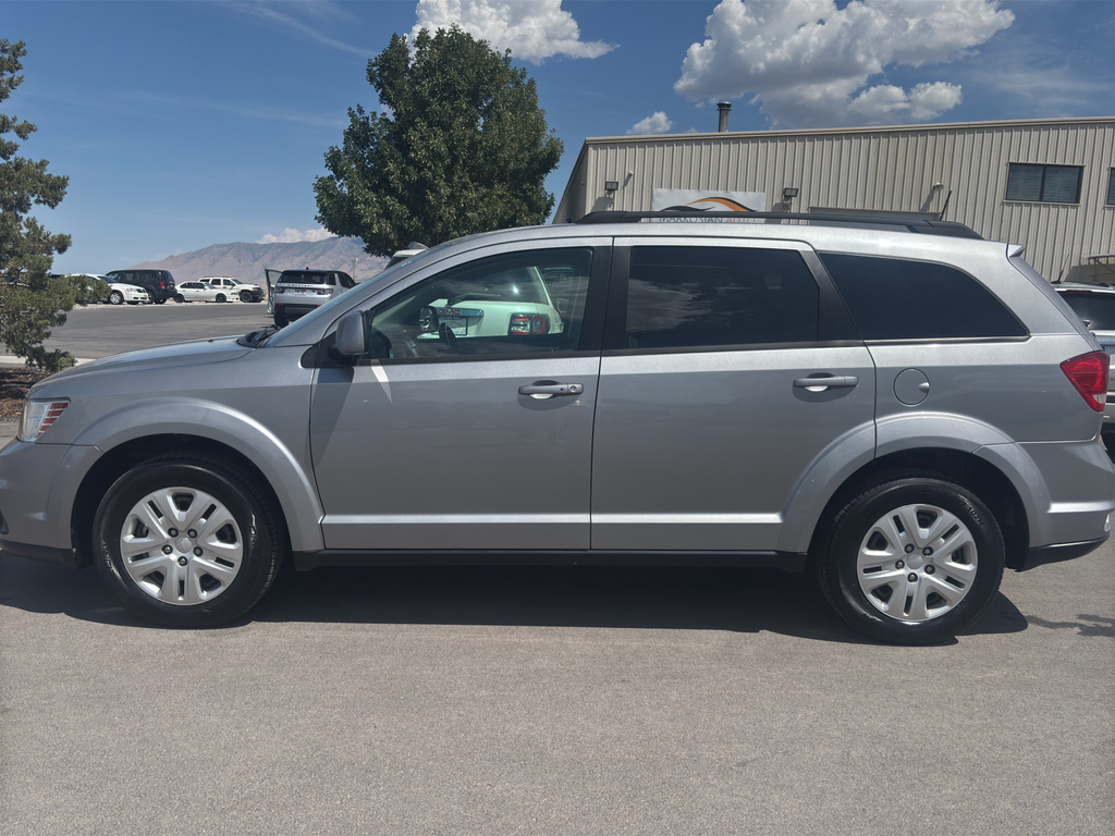 2019 Dodge Journey SE Sport Utility 4D