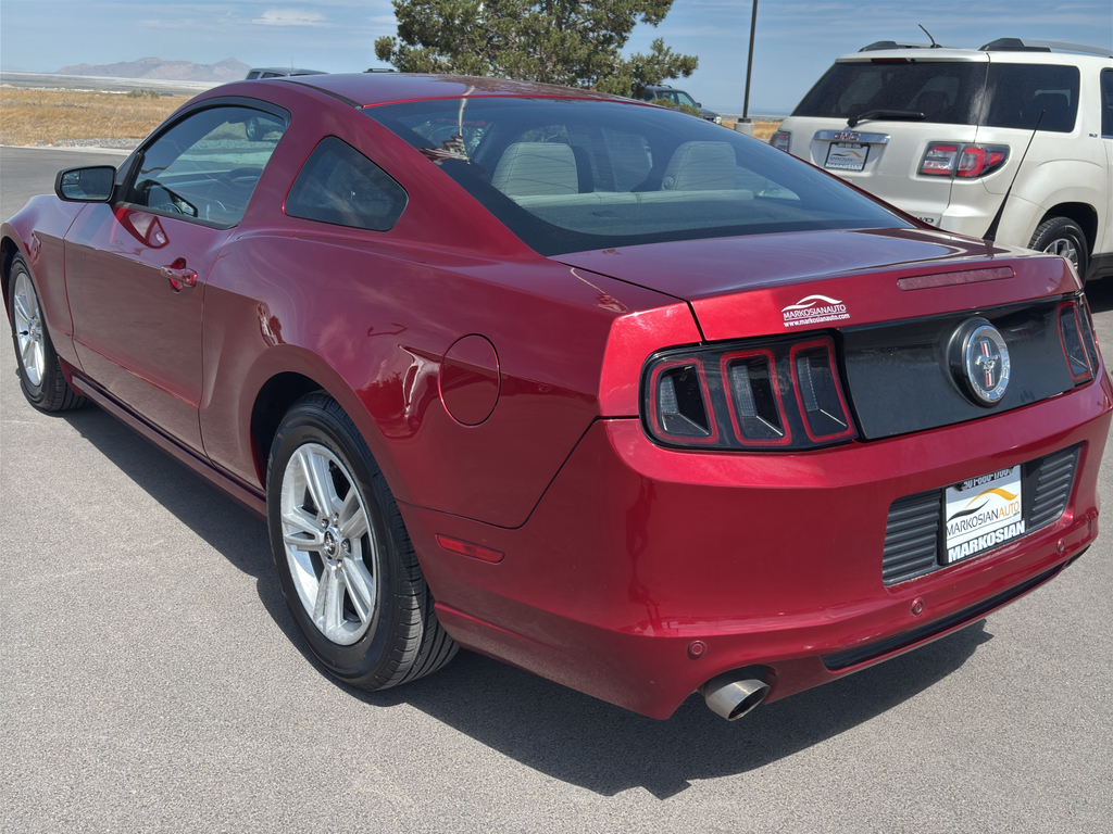 2014 Ford Mustang V6 Coupe 2D