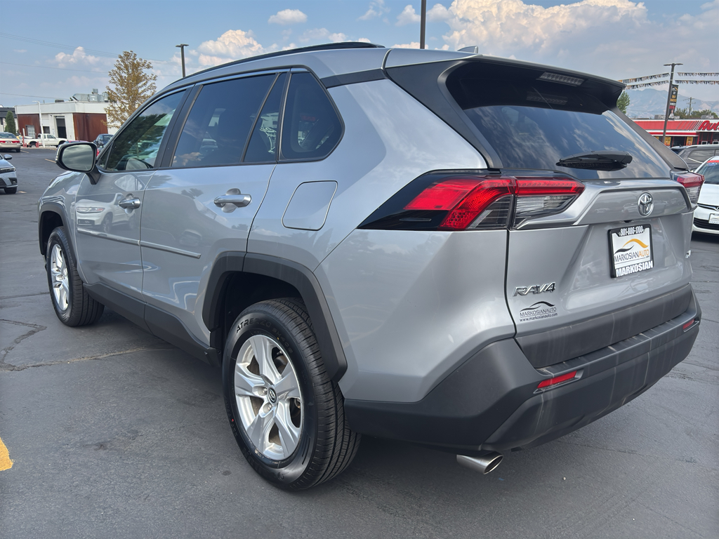 2019 Toyota RAV4 XLE Sport Utility 4D