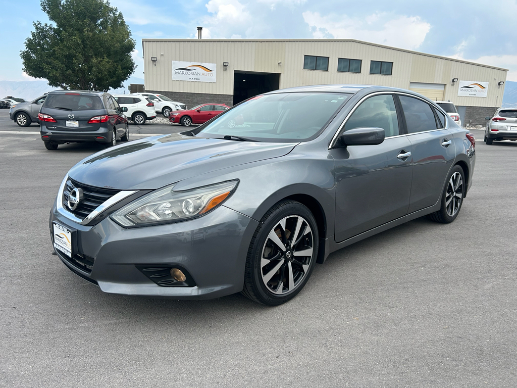 2018 Nissan Altima 2.5 SR Sedan 4D