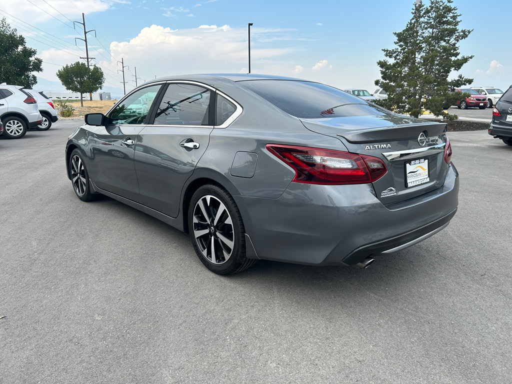 2018 Nissan Altima 2.5 SR Sedan 4D
