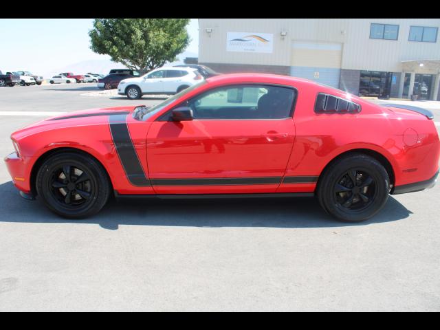 2012 Ford Mustang Coupe 2D