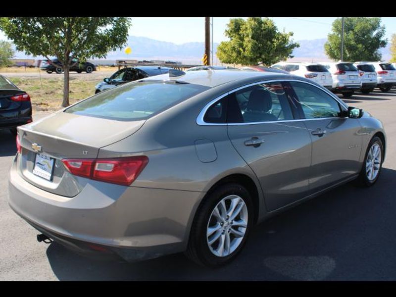 2017 Chevrolet Malibu Sedan 4D LT 1.5L I4 Turbo