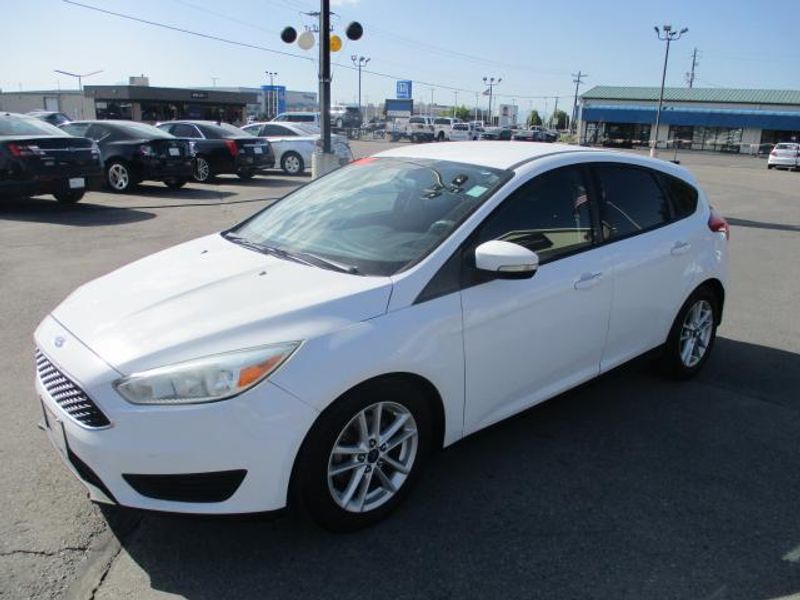 2015 Ford Focus Hatchback 5D SE 2.0L I4
