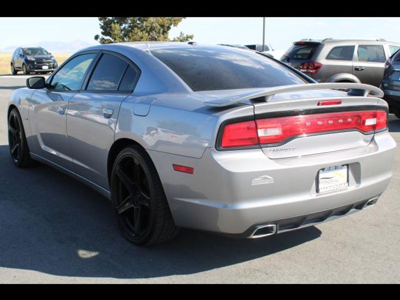 2014 Dodge Charger Sedan 4D R/T 5.7L V8