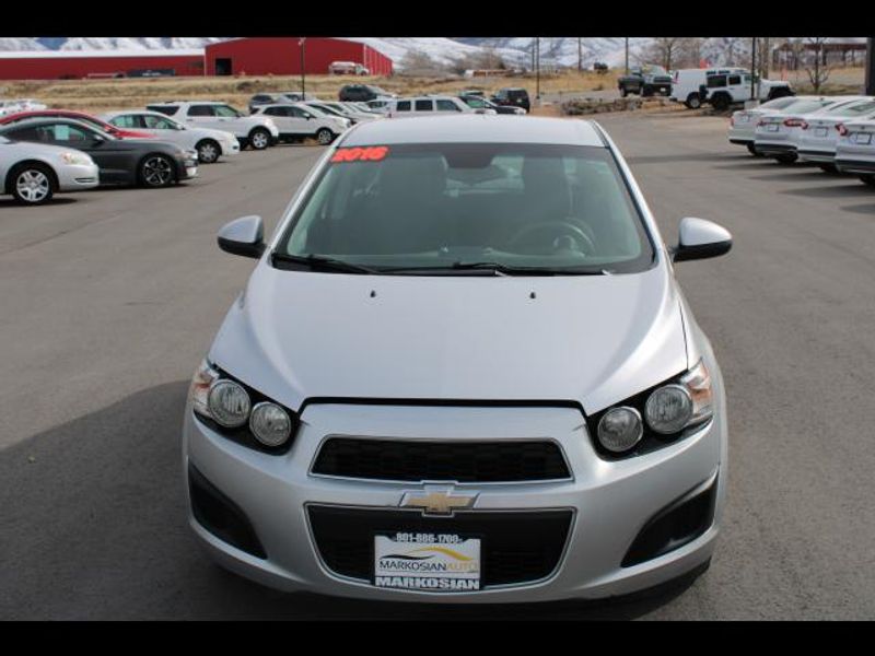 2016 Chevrolet Sonic Sedan 4D LT 1.8L I4 Auto
