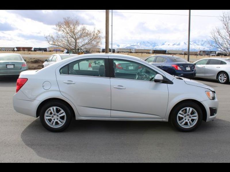 2016 Chevrolet Sonic Sedan 4D LT 1.8L I4 Auto